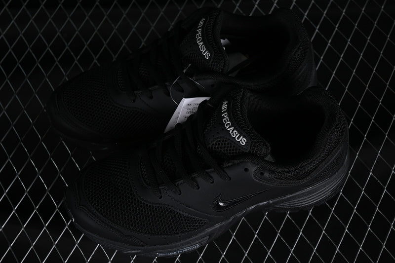 Comme des Garçons Homme Plus x NikeUnisex Air Pegasus 2K5 - Black