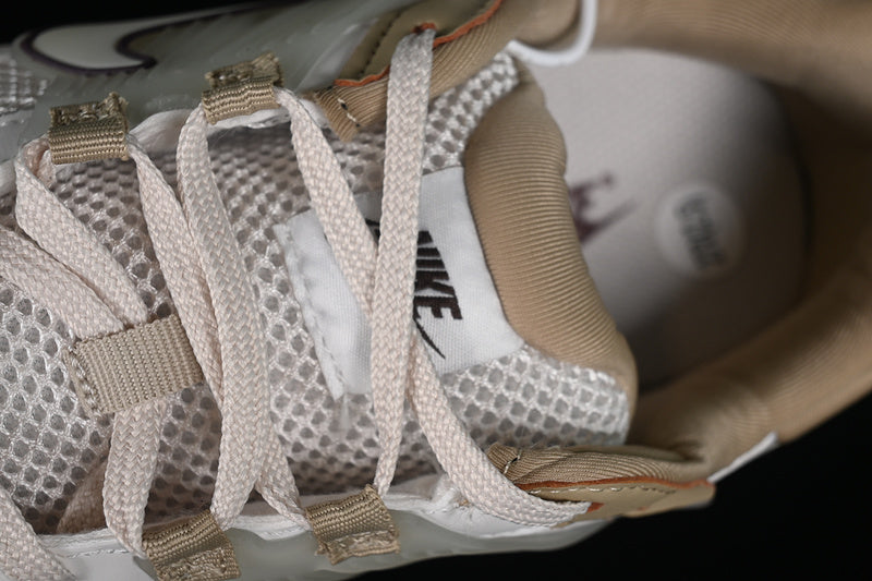 NikeUnisex V2k Run Light - Orewood Brown