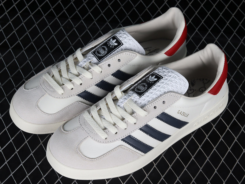 adidasUnisex x Gucci Gazelle - White