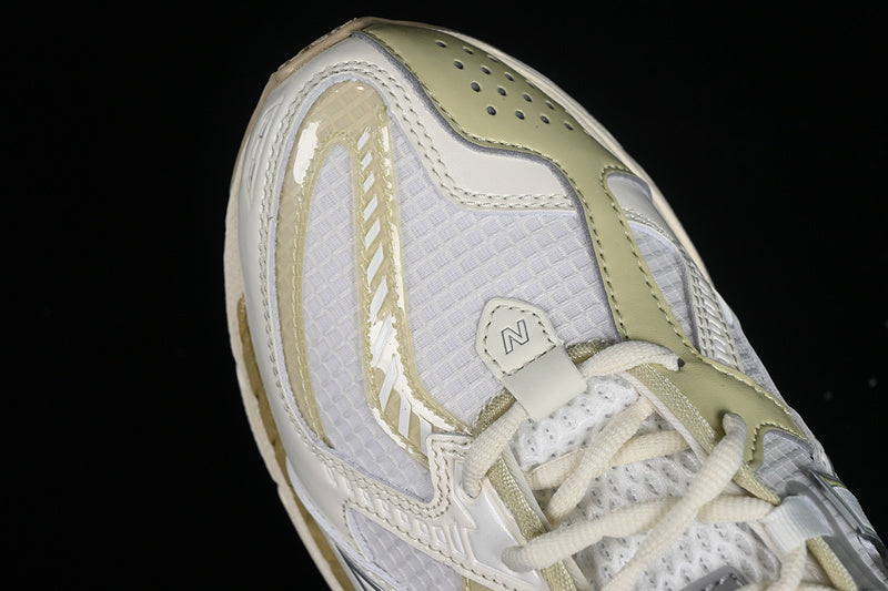 New Balance 1906R - Lunar New Year