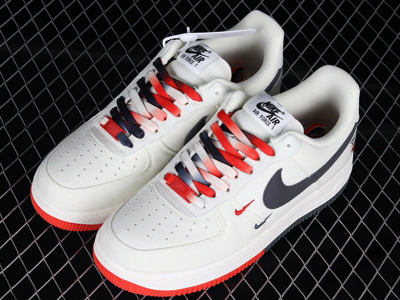 NikeMens Air Force 1 AF1 - Chicago Bulls