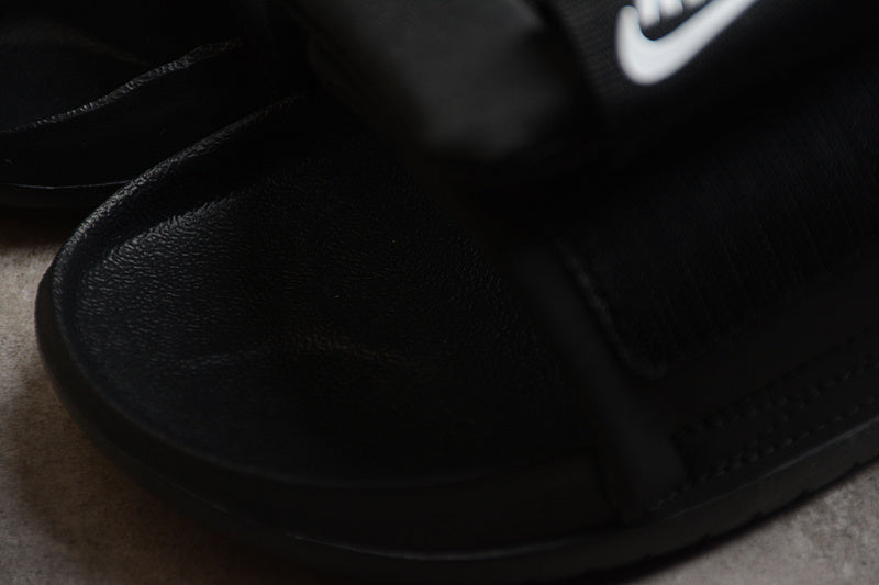 NikeUnisex Offcourt Adjust Slides - Black