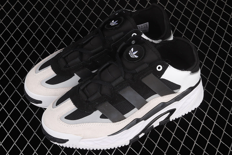 adidasUnisex Niteball - Black/White
