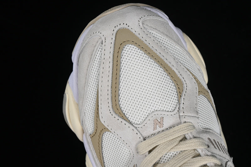 New Balance 9060 - Sea Salt/Brown
