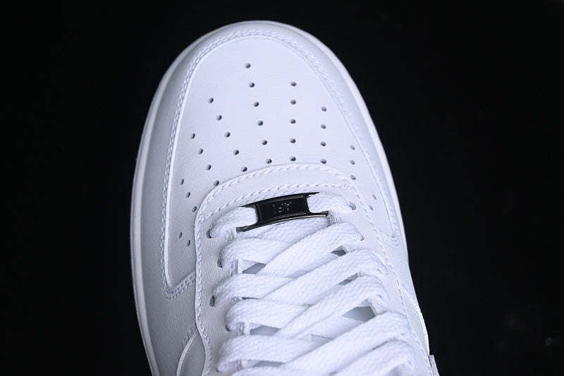 NikeUnisex Air Force 1 AF1 Low - Liquid Metal Swoosh