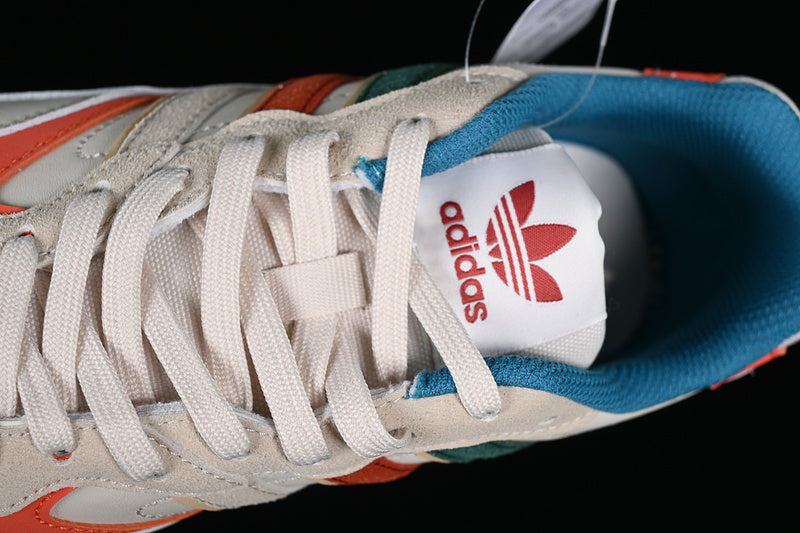 adidasUnisex Torsion Super Equals - Cream
