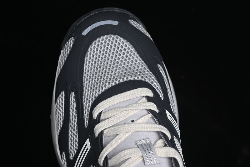 adidasUnisex Adizero Aruku - Grey/Cream