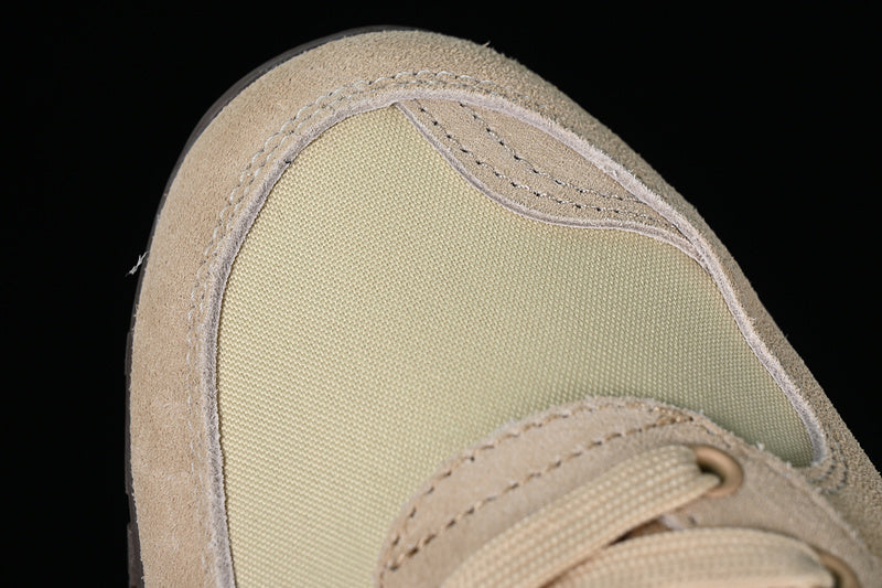 adidasUnisex Retropy E5 WRP - Beige