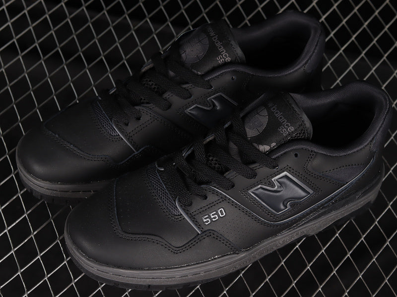 New Balance 550 - Triple Black