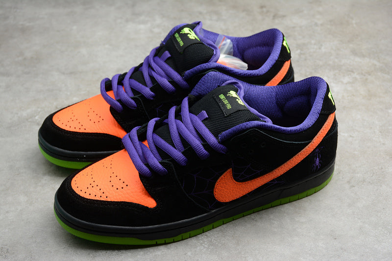 NikeUnisex SBDunk Low - Night of Mischief