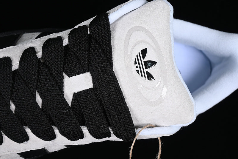 adidasMens Campus 00s - Panda