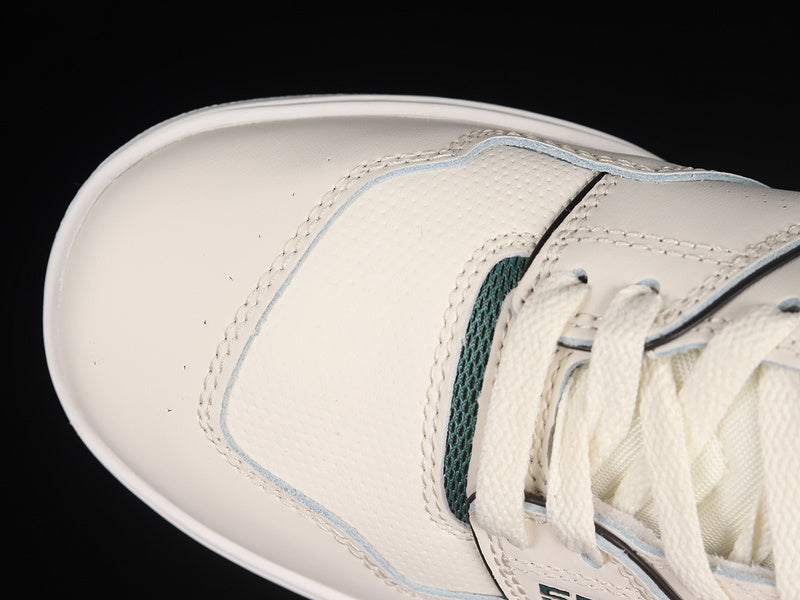 New Balancee 550 - Pine Green