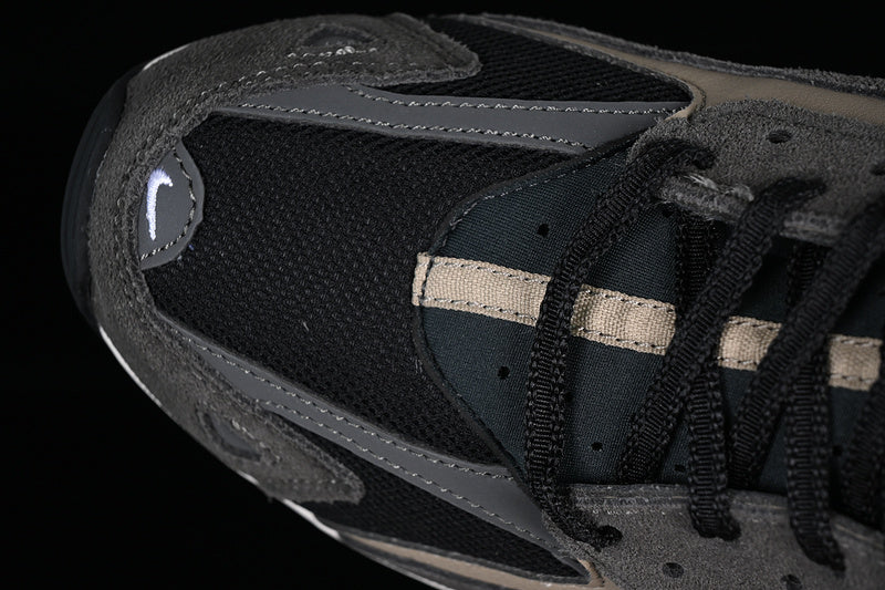 NikeUnisex Air Huarache Runner - Brown