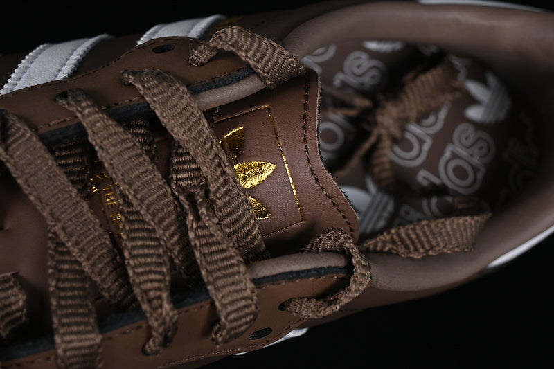 adidasUnisex Samba  - Earth Strata Gum