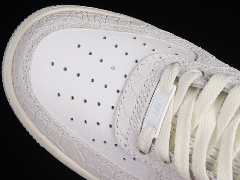 NikeUnisex Air Force 1 AF1 - White Python
