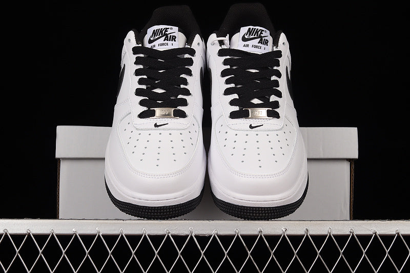 NikeUnisex Air Force 1 AF1 Low - White/Black
