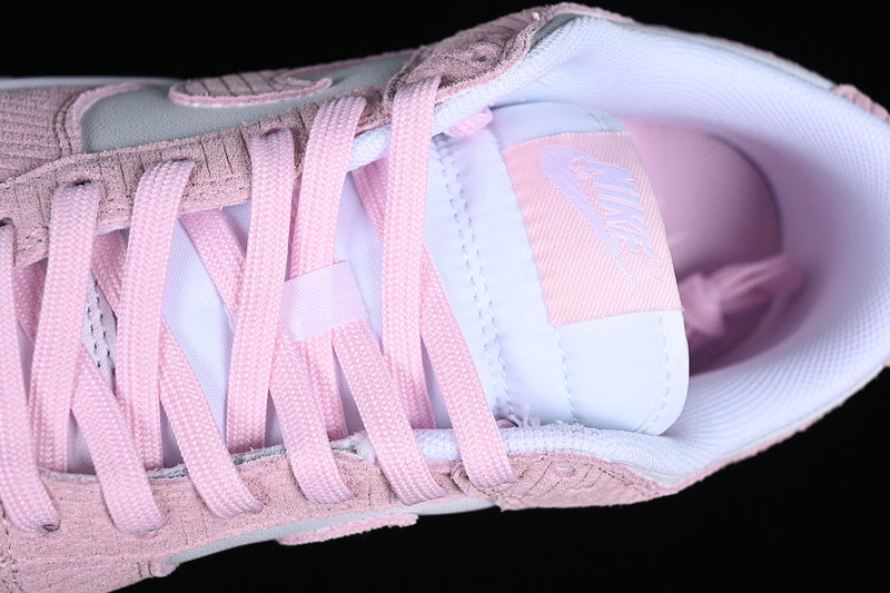NikeWMNS Dunk Low - Pink Corduroy