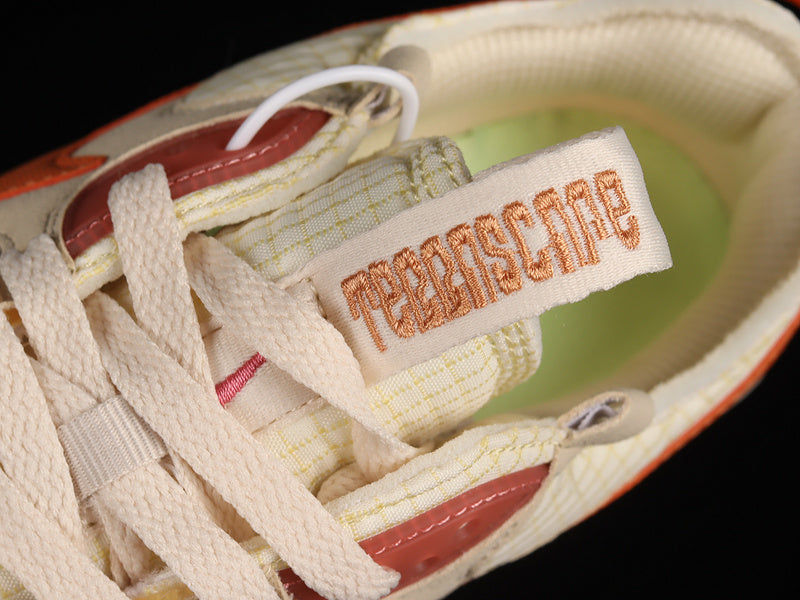 NikeUnisex Air Max 90 AM90 Terrascape - Fuel Orange