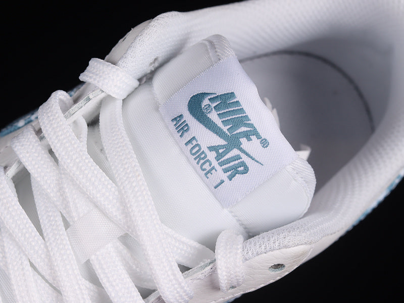 NikeUnisex Air Force 1 Low AF1 Paisley - Worn Blue