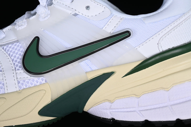 NikeUnisex V2K Run White/Green