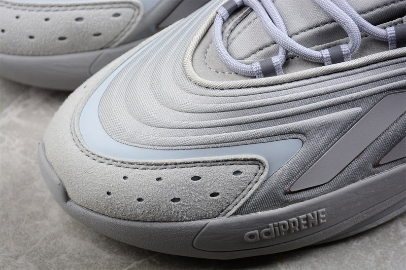 adidasUnisex Ozelia - Triple Grey