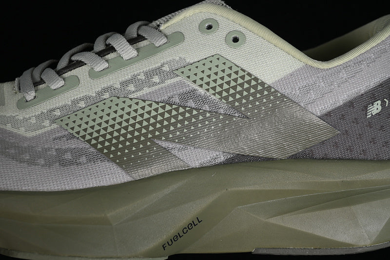 New Balance Fuelcell Elite V4 - Rebel