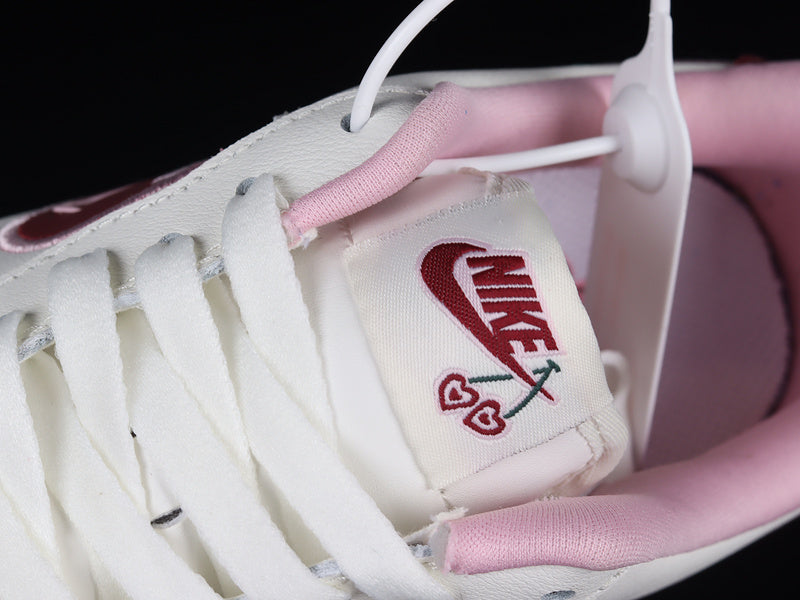 NikeUnisex Air Force 1 AF1 Low - Valentine's Day