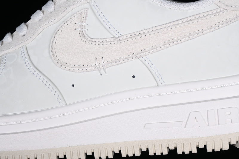 NikeMens Air Force 1 AF1 luxe - Summit White