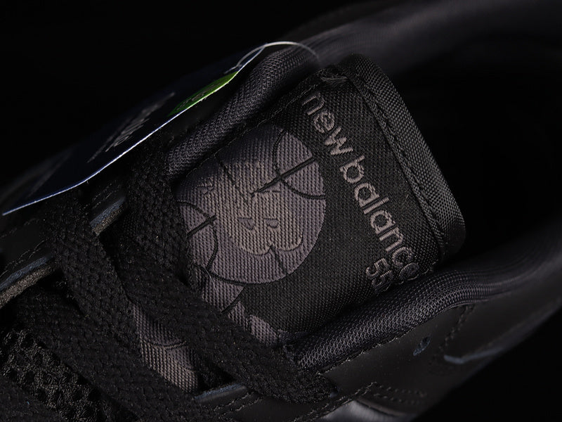 New Balance 550 - Triple Black