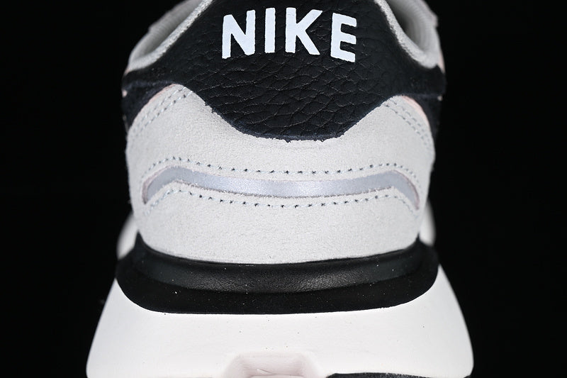 NikeMens Phoenix Waffle - Summit White Black