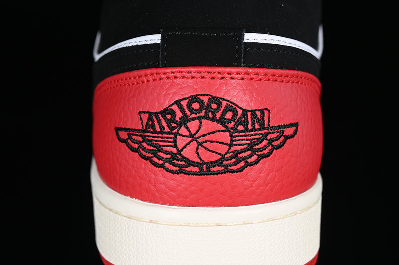 Air Jordan 1 Low - Quai 54
