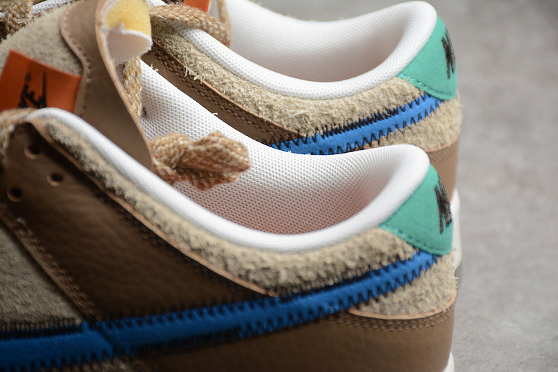 NikeUnisex SB Dunk Low - Driftwood