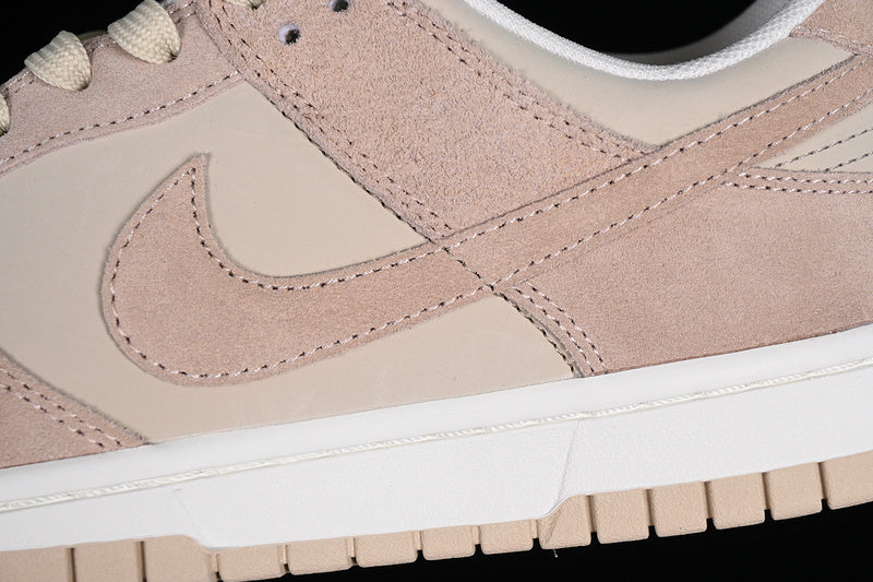 NikeWMNS SB Dunk Low - Sanddrift