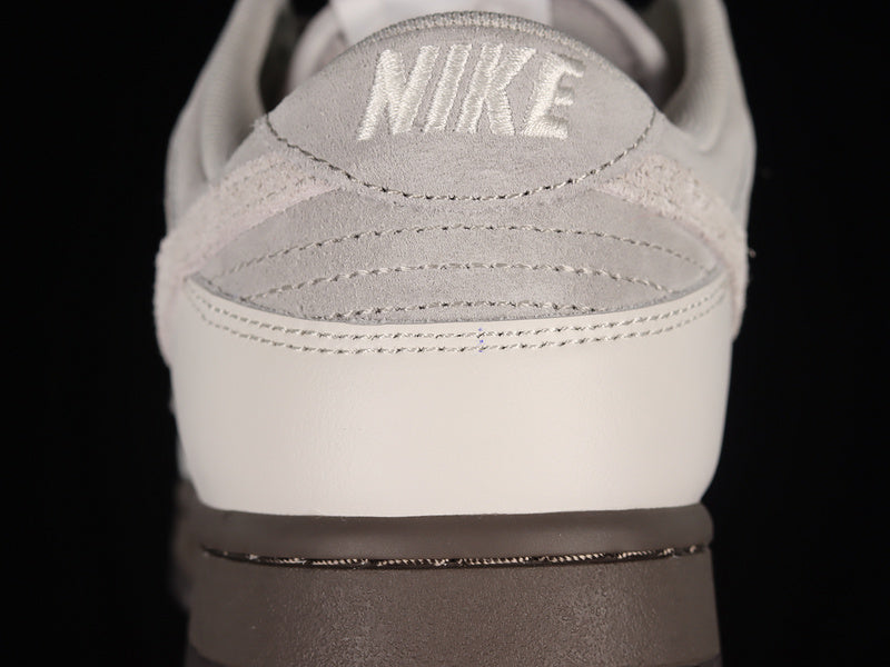 NikeSB Dunk Low - Ironstone