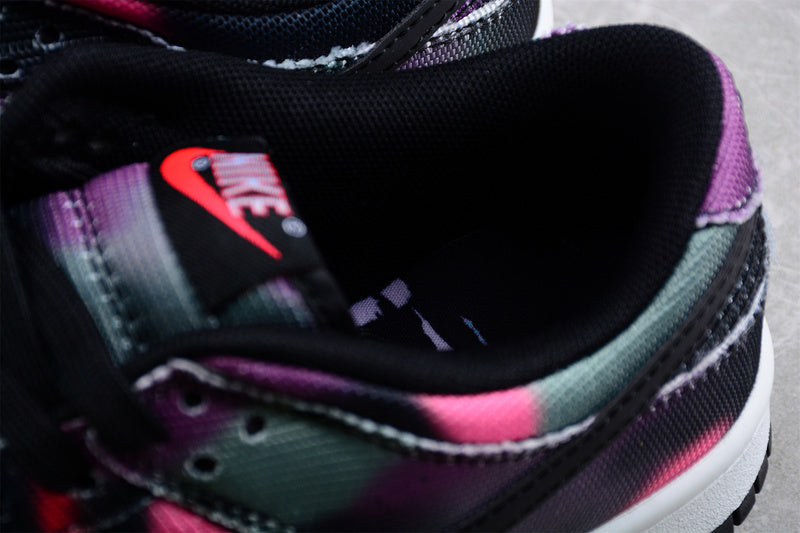 NikeMens Sb dunk low - Graffiti