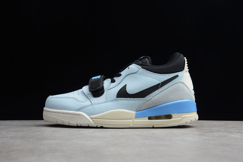 Air Jordan Legacy 312 Low - Pale Blue
