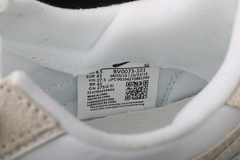 sacai x NikeWMNS LDWaffle - White Nylon