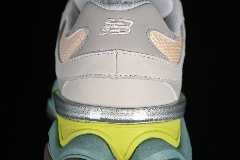 New Balance 9060 - Moonbeam