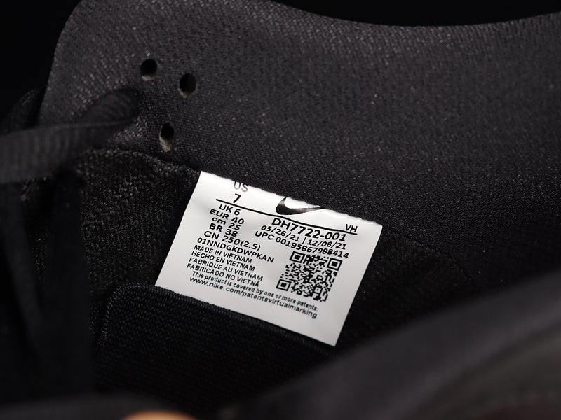 Polaroid x NikeSB Dunk Low - Black