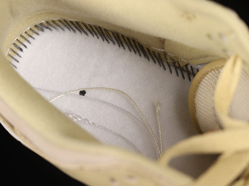 NikeMens SB Dunk Low - SAND DRIFT