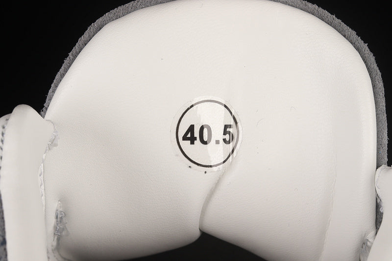 KAWS x Air Jordan 3  AJ3 - Fresh Water