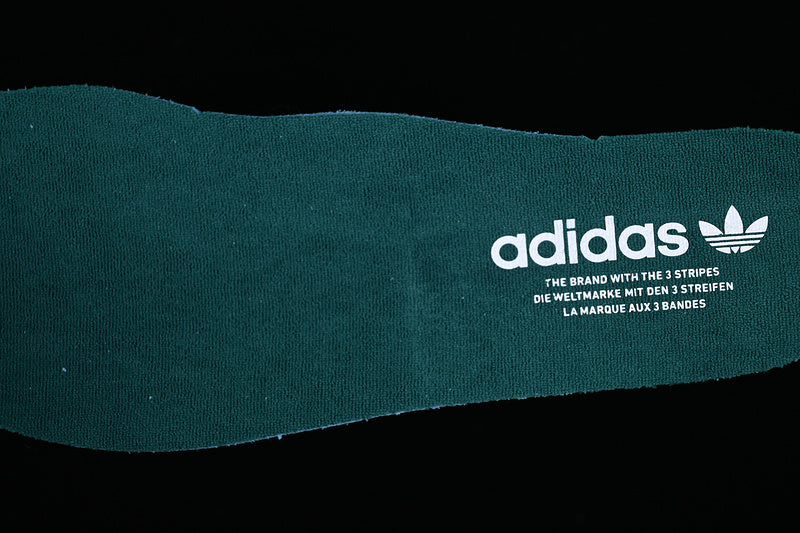 adidasUnisex Samba - Collegiate Green