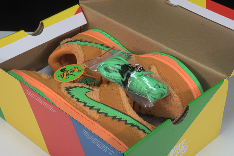 NikeSB Dunk Low x Grateful Dead - Bears Orange