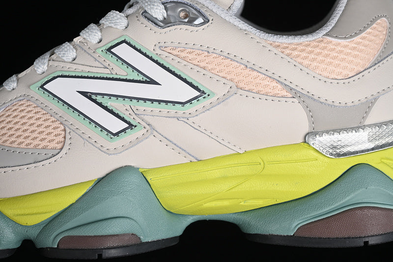 New Balance 9060 - Moonbeam