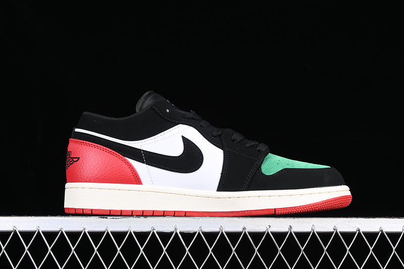 Air Jordan 1 Low - Quai 54