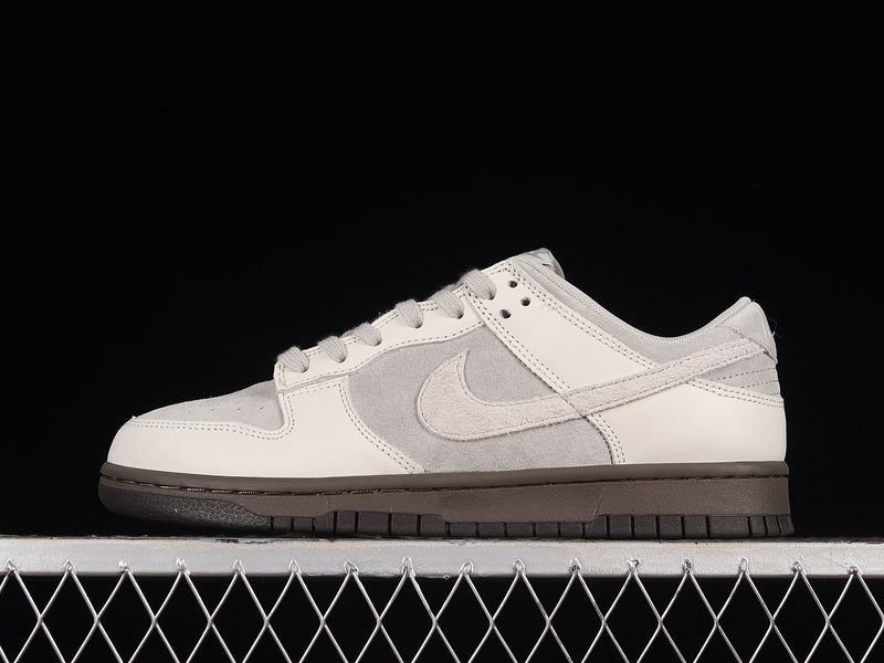 NikeSB Dunk Low - Ironstone