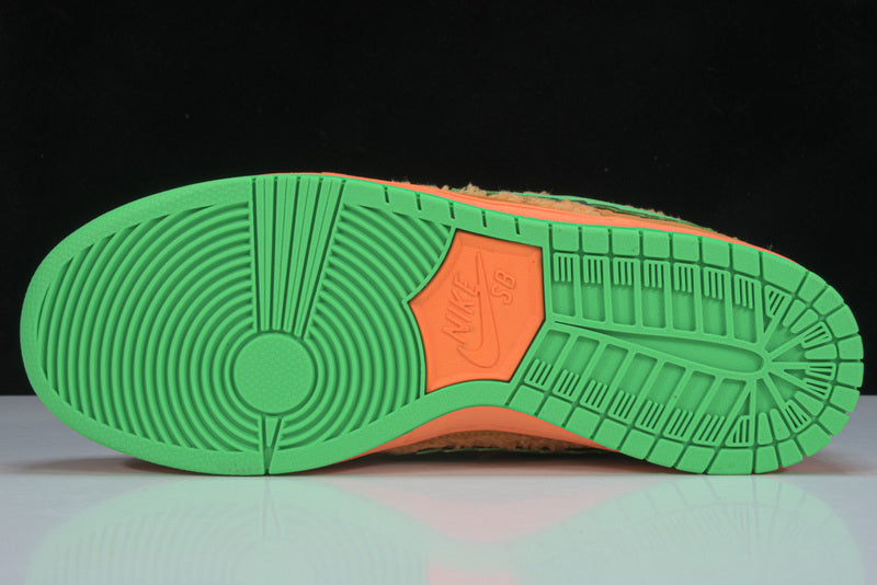 NikeSB Dunk Low x Grateful Dead - Bears Orange