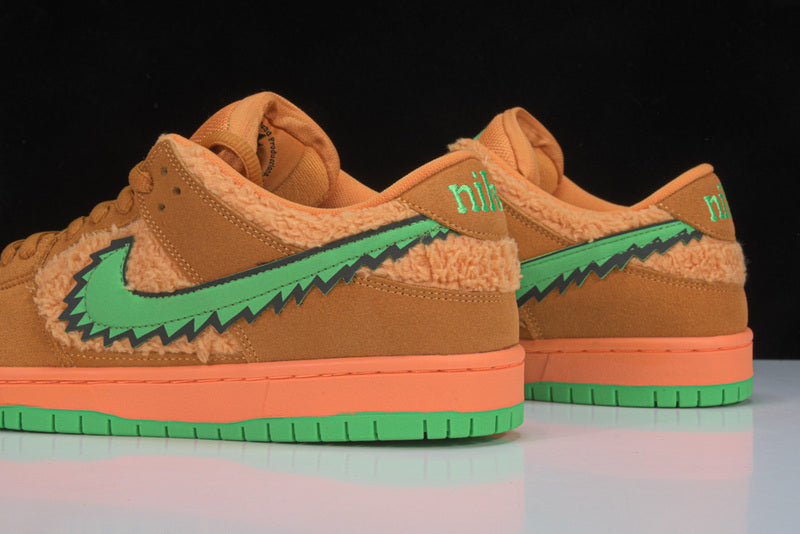 NikeSB Dunk Low x Grateful Dead - Bears Orange