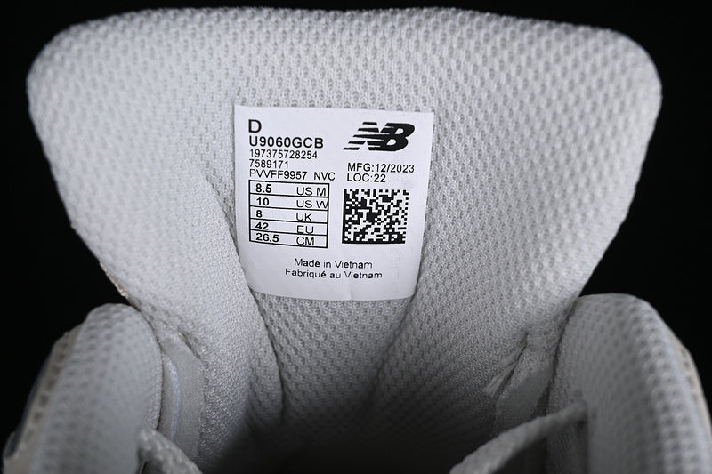 New Balance 9060 - Moonbeam