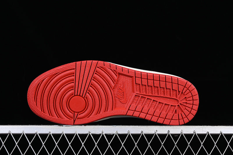 Air Jordan 1 Low - Quai 54